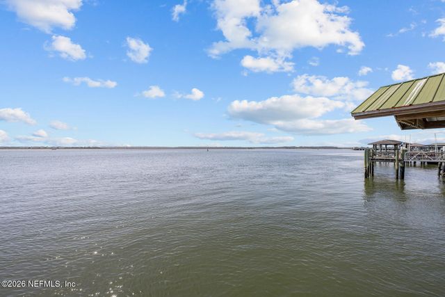 8842 MCKENNA Drive, Jacksonville, FL 32226