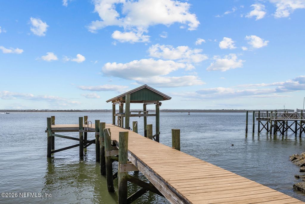 8842 MCKENNA Drive, Jacksonville, FL 32226