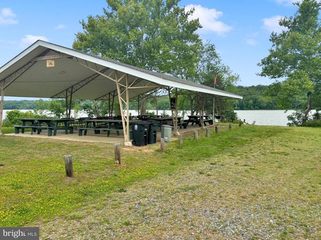 14913 WANNAS DR, Accokeek, MD 20607