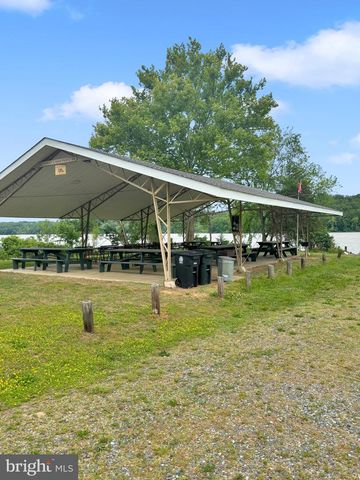 14913 WANNAS DR, Accokeek, MD 20607