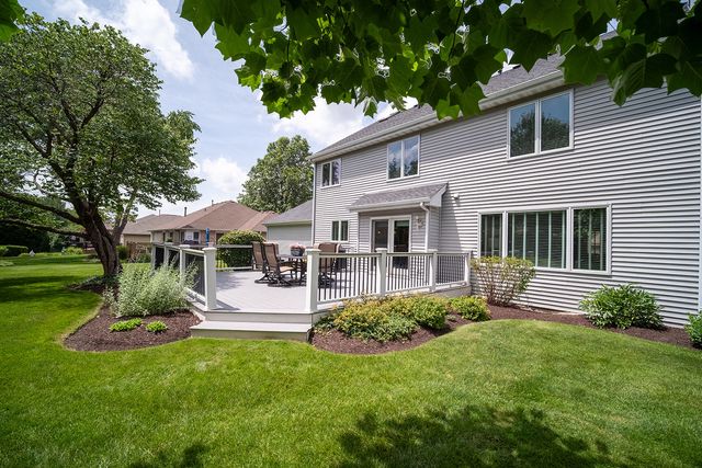 5421 Regents Park Road, Rockford, IL 61107