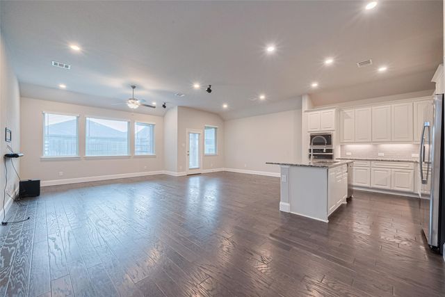 22092 Volante Drive, Spring, TX 77386