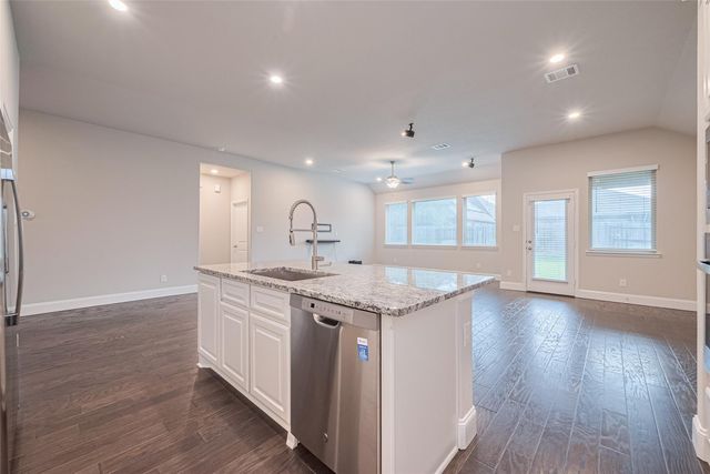 22092 Volante Drive, Spring, TX 77386