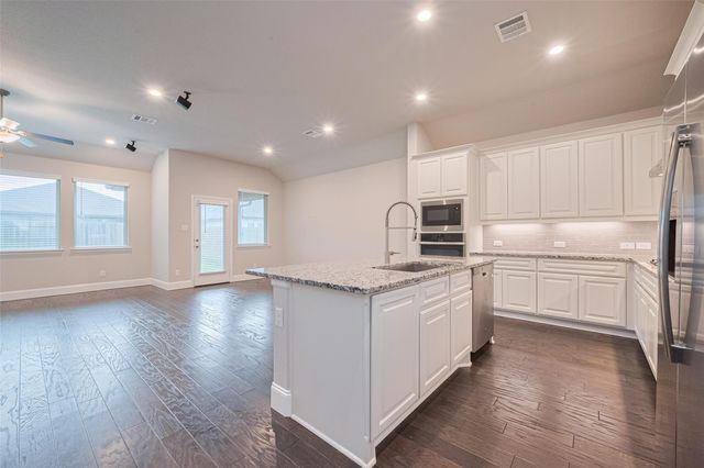 22092 Volante Drive, Spring, TX 77386