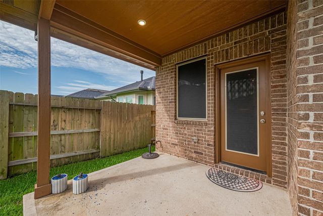 22092 Volante Drive, Spring, TX 77386