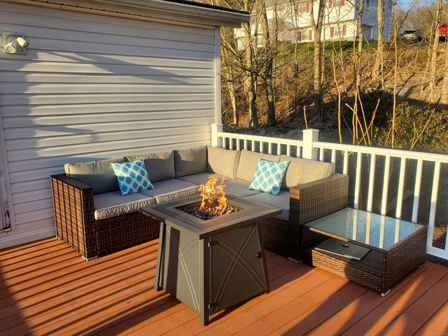 5 Mount Laurel Road, Norwich, CT 06360