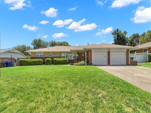 204 Country Club Terrace, Midwest City, OK 73110