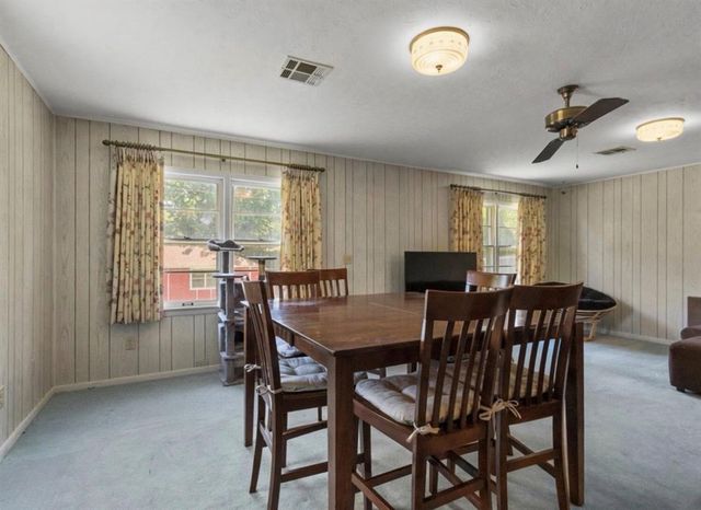 204 Country Club Terrace, Midwest City, OK 73110