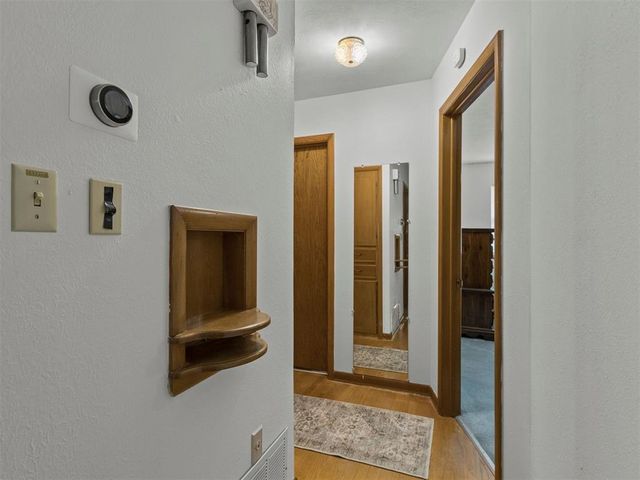 204 Country Club Terrace, Midwest City, OK 73110