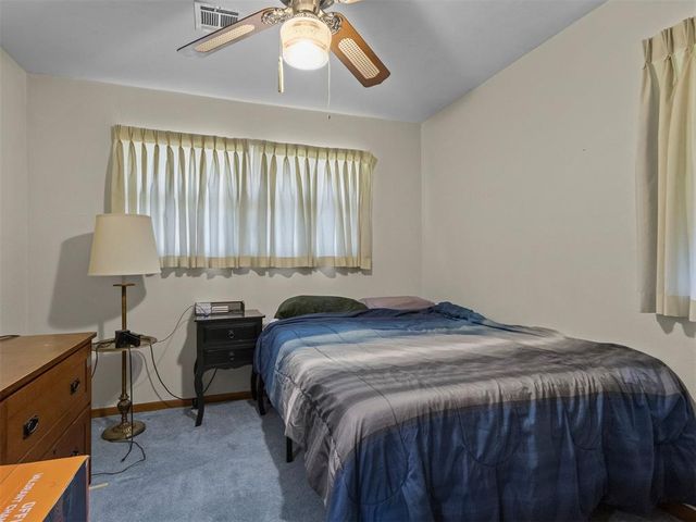 204 Country Club Terrace, Midwest City, OK 73110