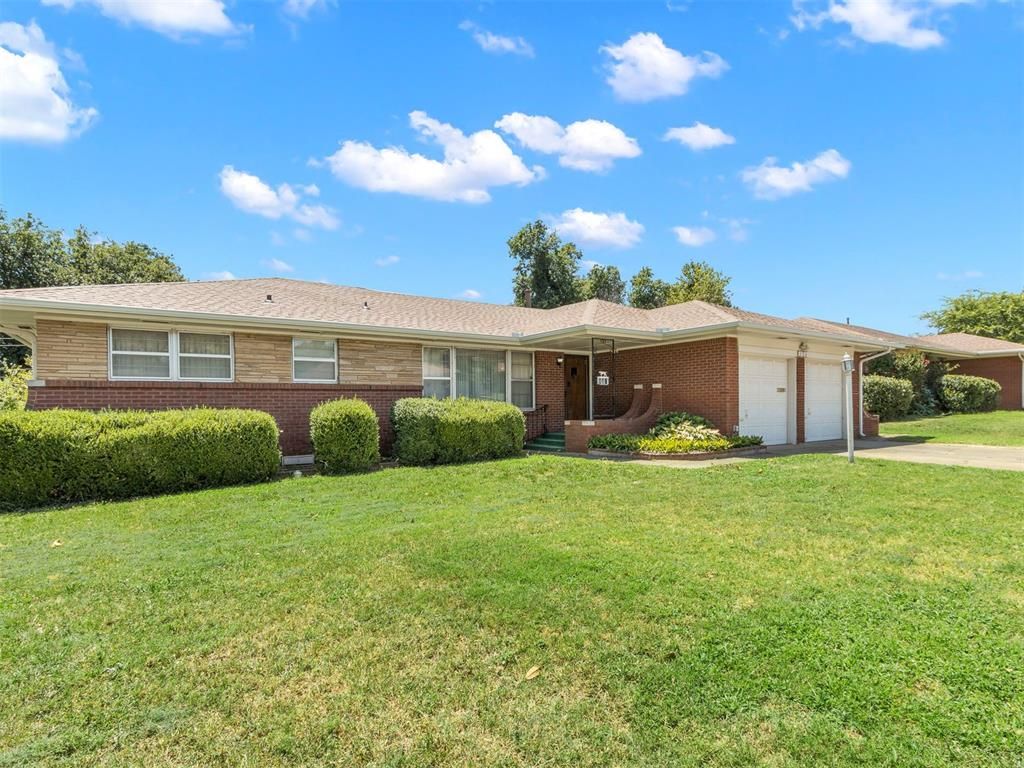 204 Country Club Terrace, Midwest City, OK 73110