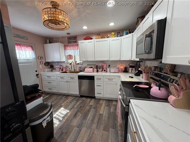 356 Cherry Lane, Point Pleasant, WV 25550