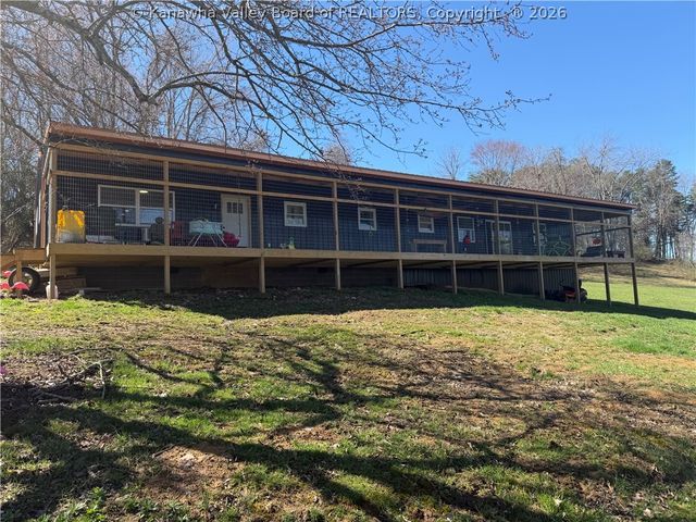 356 Cherry Lane, Point Pleasant, WV 25550