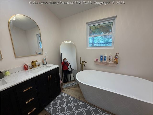 356 Cherry Lane, Point Pleasant, WV 25550