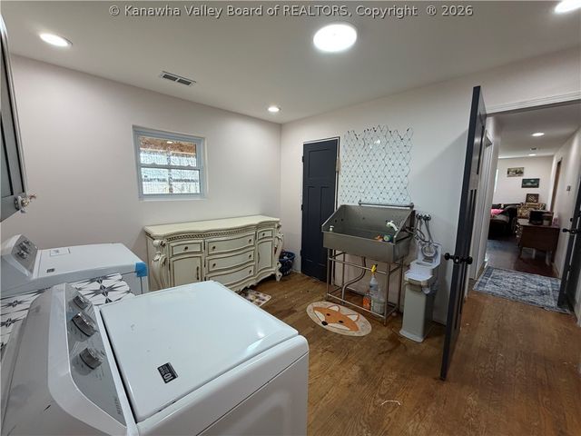 356 Cherry Lane, Point Pleasant, WV 25550