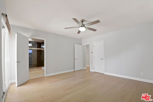 15424 Camarillo Street, Sherman Oaks, CA 91403