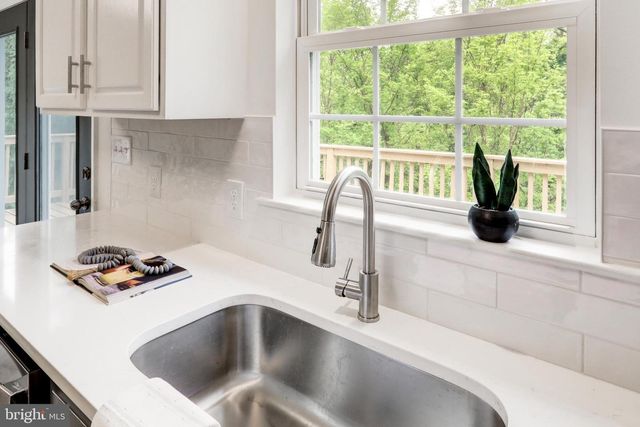 338 DOGWOOD LN, Womelsdorf, PA 19567