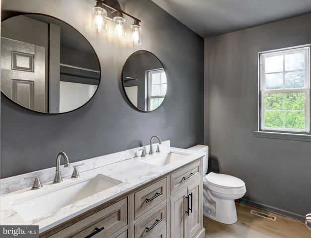 338 DOGWOOD LN, Womelsdorf, PA 19567