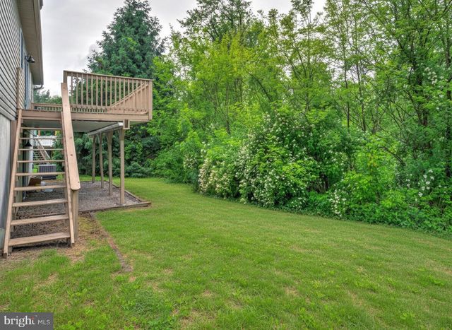 338 DOGWOOD LN, Womelsdorf, PA 19567