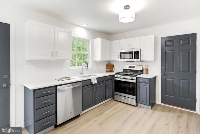 338 DOGWOOD LN, Womelsdorf, PA 19567
