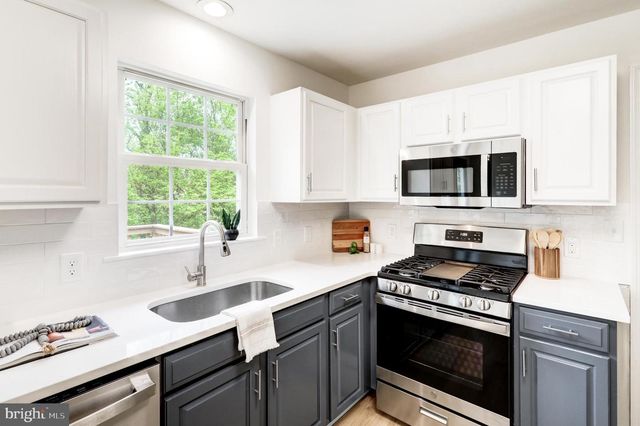 338 DOGWOOD LN, Womelsdorf, PA 19567