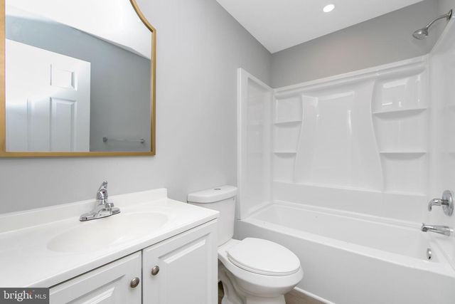 608 BROMLEY EST, Pine Hill, NJ 08021