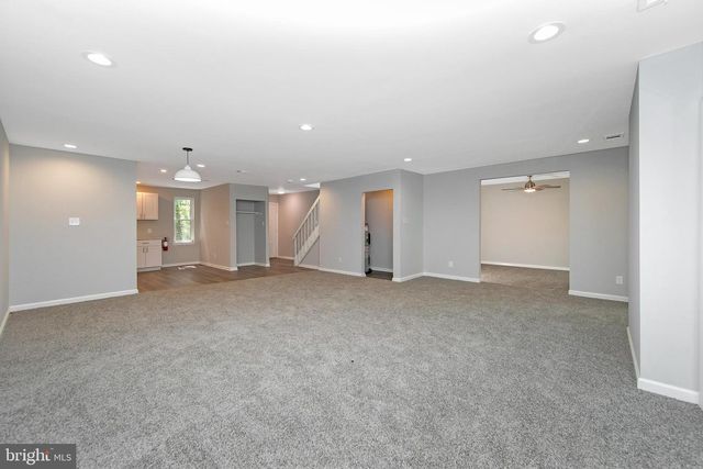 608 BROMLEY EST, Pine Hill, NJ 08021