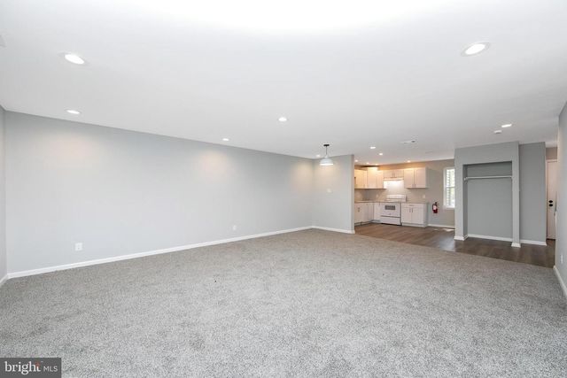 608 BROMLEY EST, Pine Hill, NJ 08021