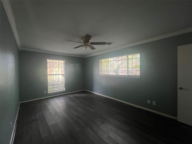 7214 Redding Road, Houston, TX 77036