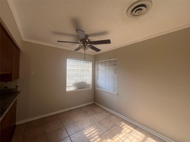 7214 Redding Road, Houston, TX 77036