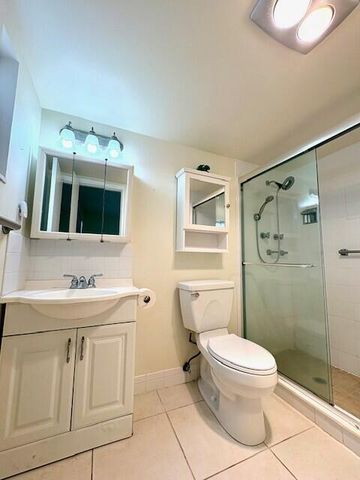 116 Oxford 400, West Palm Beach, FL 33417