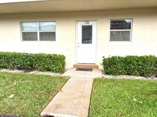 116 Oxford 400, West Palm Beach, FL 33417
