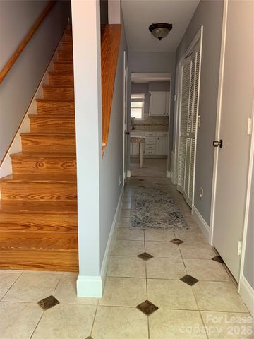 3282 Heathstead Place, Charlotte, NC 28210
