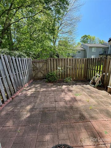 3282 Heathstead Place, Charlotte, NC 28210