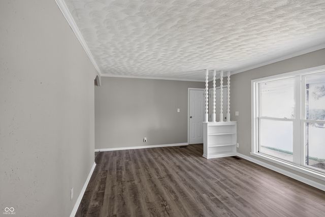 8707 Elmonte Drive, Indianapolis, IN 46226