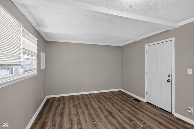 8707 Elmonte Drive, Indianapolis, IN 46226