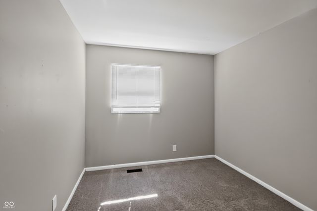 8707 Elmonte Drive, Indianapolis, IN 46226