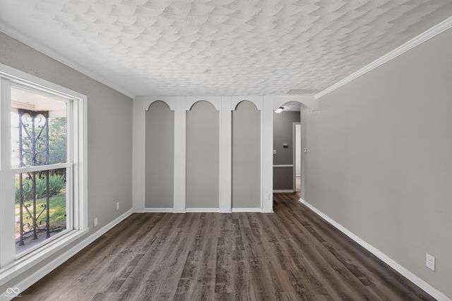 8707 Elmonte Drive, Indianapolis, IN 46226