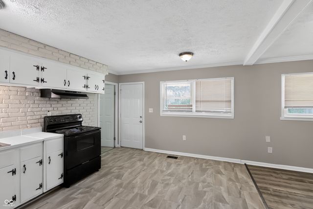 8707 Elmonte Drive, Indianapolis, IN 46226