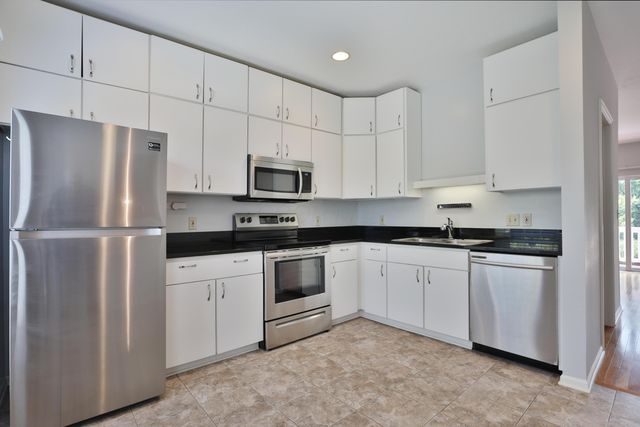 3011 Sunset Drive, F, Columbus, OH 43202