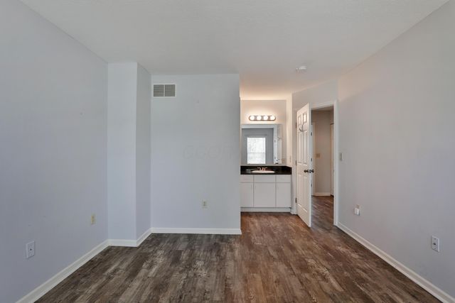 3011 Sunset Drive, F, Columbus, OH 43202
