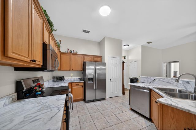 11231 Derby Dr., Flint, TX 75762