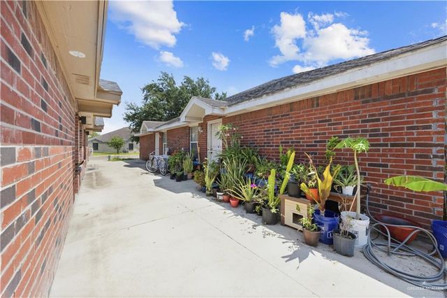 1206 Prosperity Drive, Edinburg, TX 78541