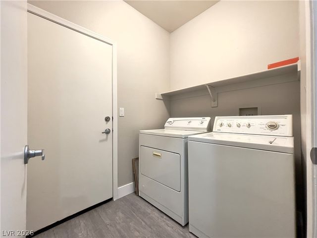 6413 Sierra Sands Street, North Las Vegas, NV 89086