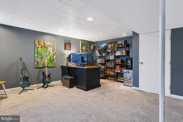 2124 GILLES ST, Wilmington, DE 19805