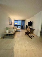 3600 Mystic Pointe Drive 1010, Aventura, FL 33180