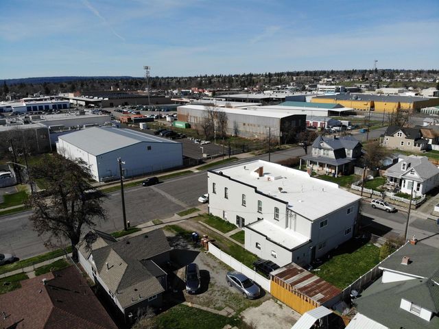 2228 N Astor St, Spokane, WA 99207