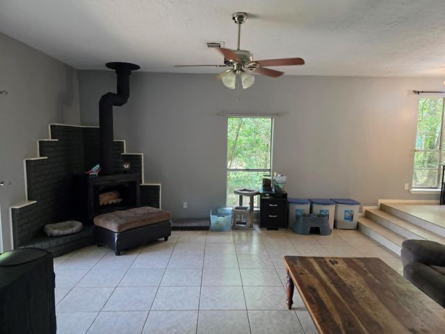 8312 Elm Drive, Montgomery, TX 77316