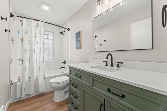 N61W23015 Silver Spring DRIVE, Sussex, WI 53089