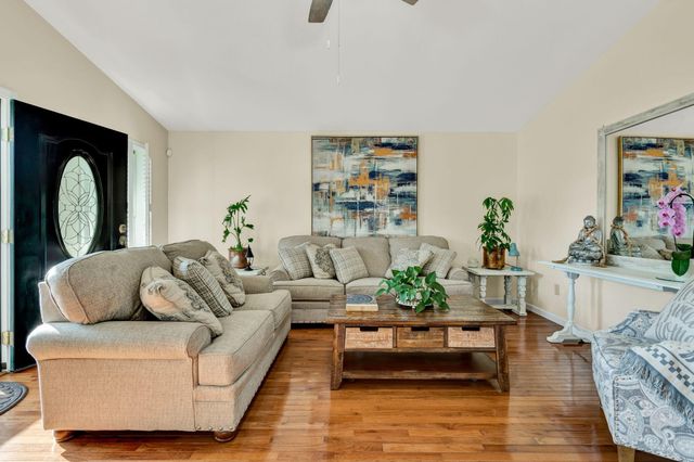 105 County Road 582, Athens, TN 37303